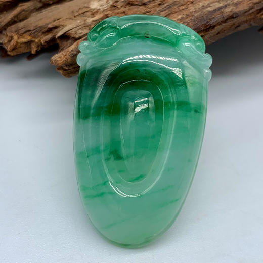 派瑞翡翠 翡翠福贝 糯种 绿色 商品图0
