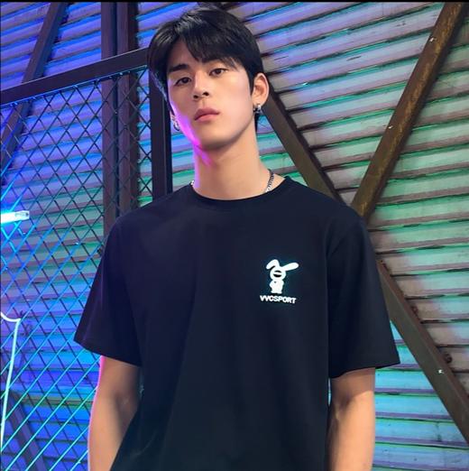 现货~VVC闪光兔T恤男女同款兔子短袖 商品图4