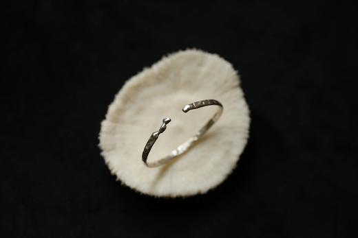 CHEZ BOQUE 印象系列原创手工925银手镯《触不可及》 商品图0