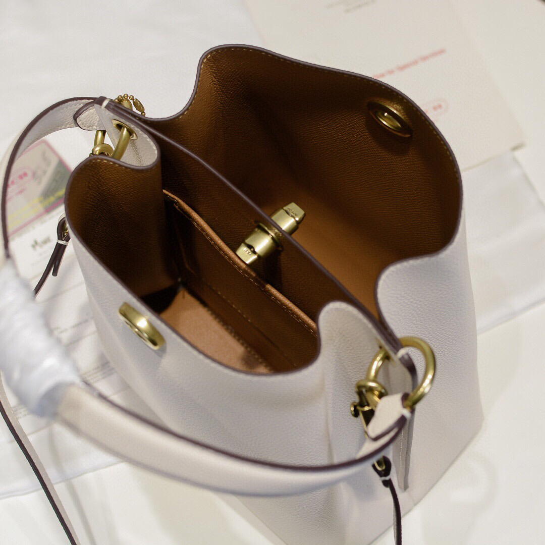 夏日特价480coach蔻驰女士charlie21号水桶包89102水桶包小号来了超美