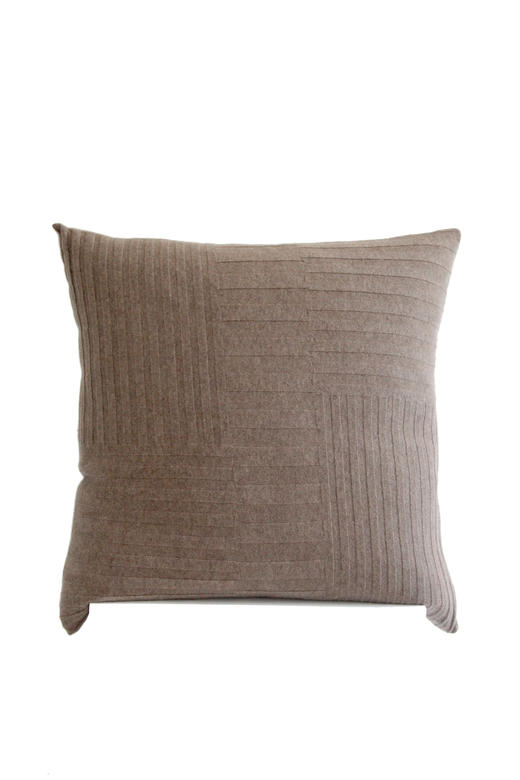  自然色针织羊绒靠枕 SJF92P283N 商品图2