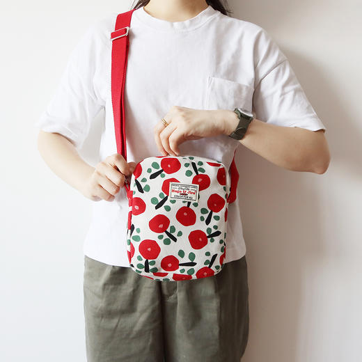 HUJI祤集Toast斜挎包插画小花朵 商品图1