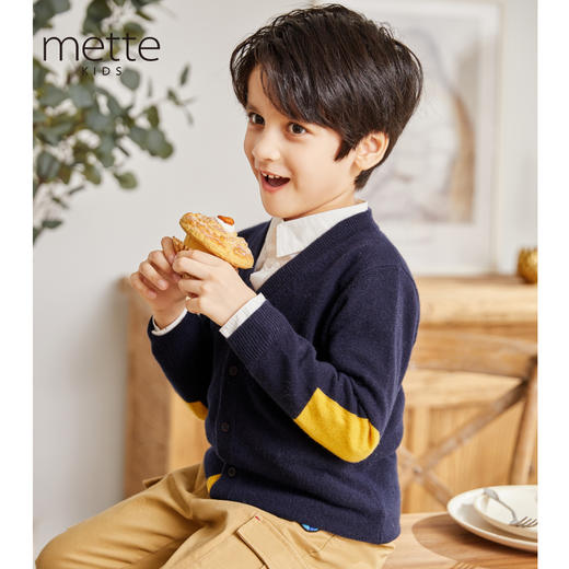 METTE羊绒世家童装秋中大童100%山羊绒V领开衫时尚撞色长袖针织外套男 商品图2