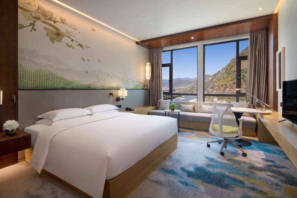 希尔顿高级山景大床房双早优惠价