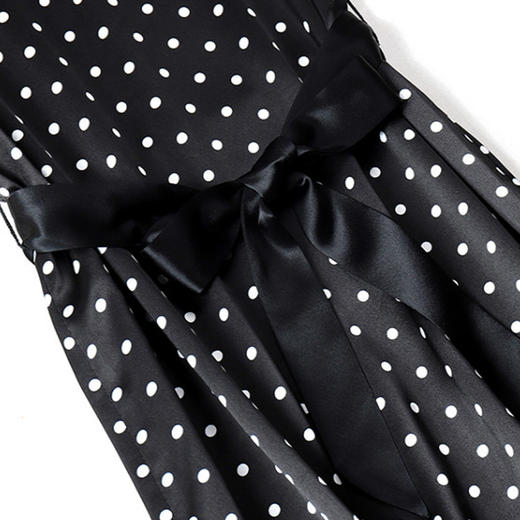 丁摩 减龄又显瘦~进口三醋酸缎面波点V领系带连衣裙20-205DS399 商品图3