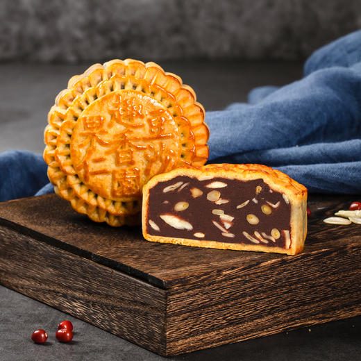 一件代发果仁豆沙月饼礼盒装600g4个员工月饼广式豆沙月饼全国包邮