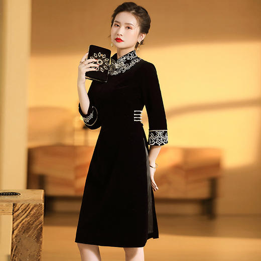 国风复古，立领修身平绒绣银丝黛七分袖连衣裙AYK-QF-200506 商品图1
