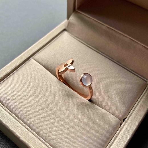 高冰种翡翠开口笑小花戒指18k玫瑰金镶嵌 商品图0