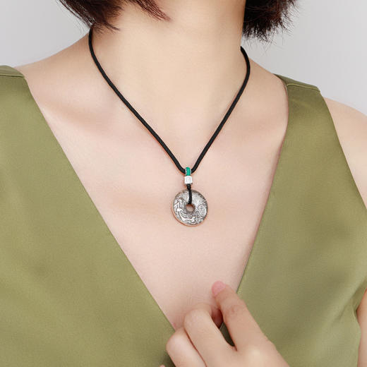 宫匠造办  十朝十美平安扣 宋·龙兆平安足银吊坠 商品图5