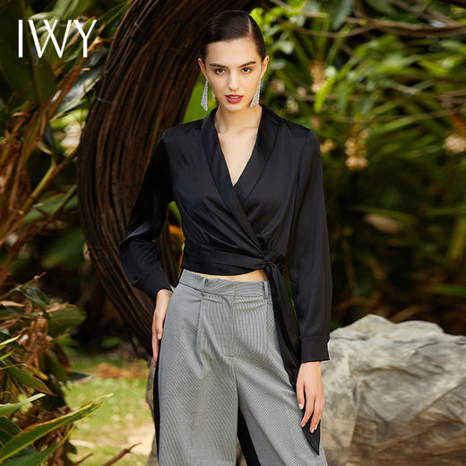 IWY/黑色绑带长袖衬衫千鸟格拼黑长裤套装203091BP 商品图1