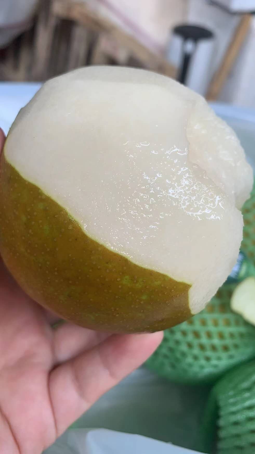 匠心极千脆蜜梨05梨子很甜果肉细腻汁多细脆咬一口突突往外流汁爱吃