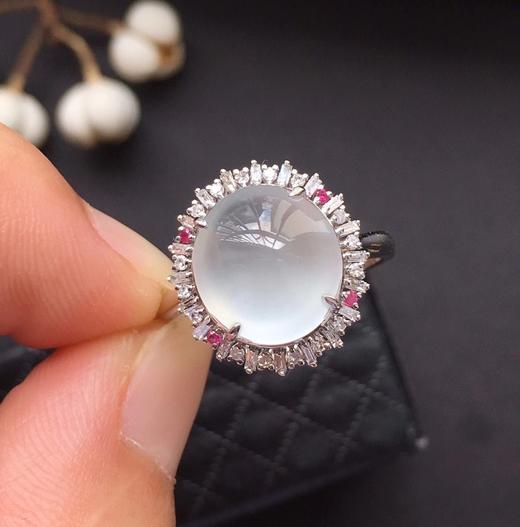 翡翠高冰蛋面戒指高冰种料子水润通透种老起光18k金钻石镶嵌非常时尚