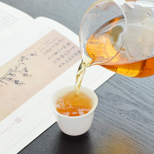 霏鸿茶叶 福鼎白茶特级寿眉正宗日晒自然存放生态老枞贡眉茶叶357g 商品图4