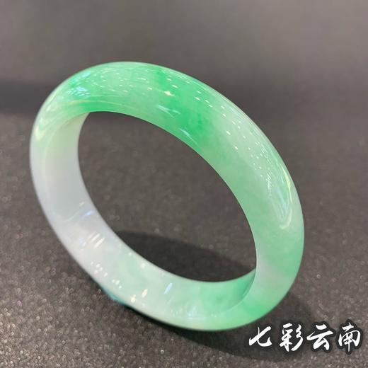 七彩云南 | 翡翠手镯 001915942 (一卖)
