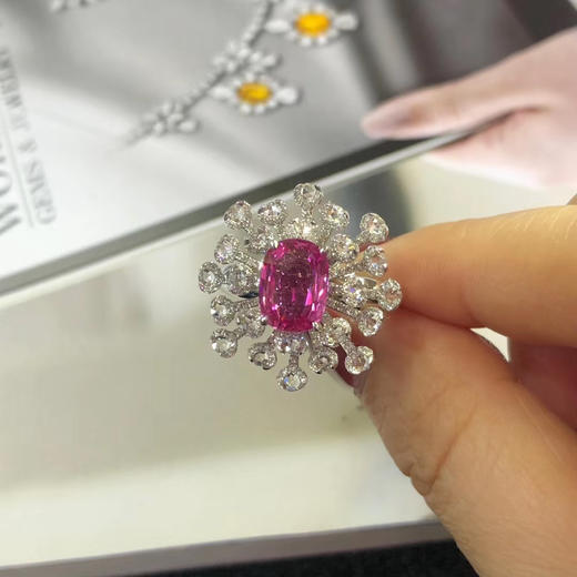 52克拉无烧帕帕拉恰戒指  浪漫莲花色  配钻石1.18克拉  重8.