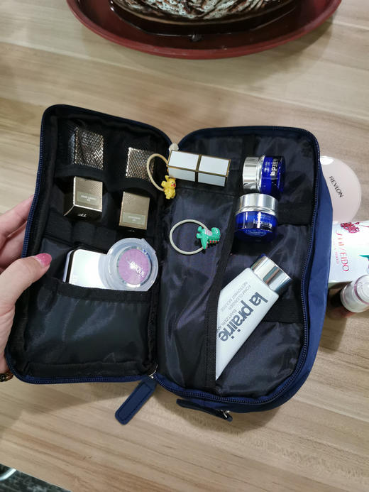 正品Nivea/妮维雅 真尼龙防水、防静电旅游出行便携化妆包、洗漱包，买二送一 商品图9