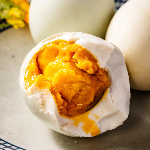 【济宁·微山湖】土琵琶 微山湖特产 微山湖谷物散养麻鸭咸鸭蛋 精品30枚礼盒装 商品图2