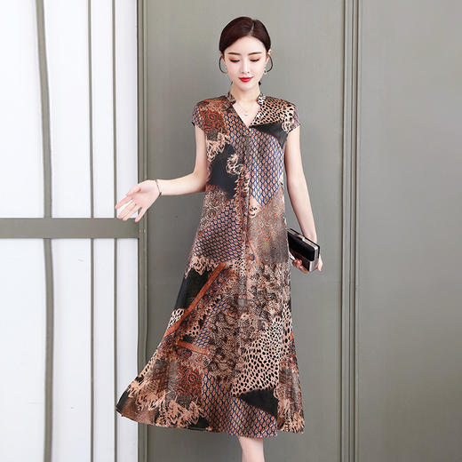 XYX-1280贵夫人2020夏新款气质显瘦豹纹中年阔太太大码女装 商品图2