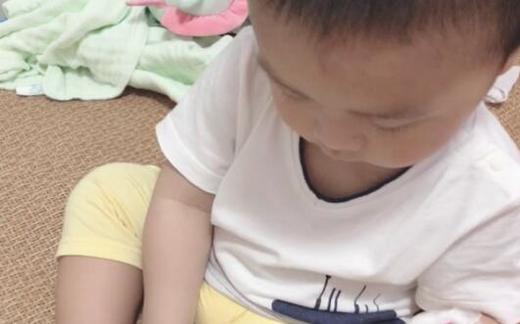 14个月的椰子听妈妈指令做动作 商品图0