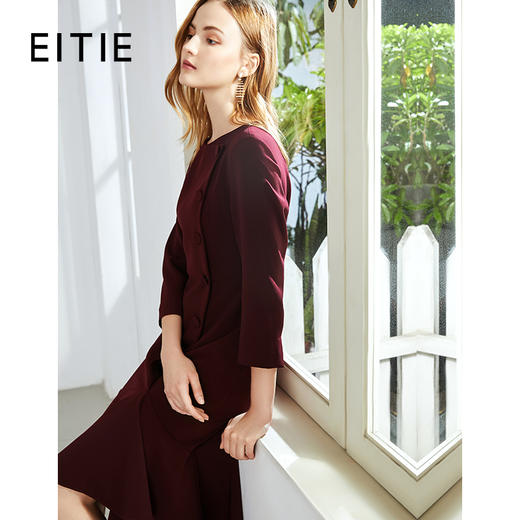 EITIE爱特爱秋季新款优雅通勤百搭收腰包臀鱼尾七分袖连衣裙6007747 商品图0