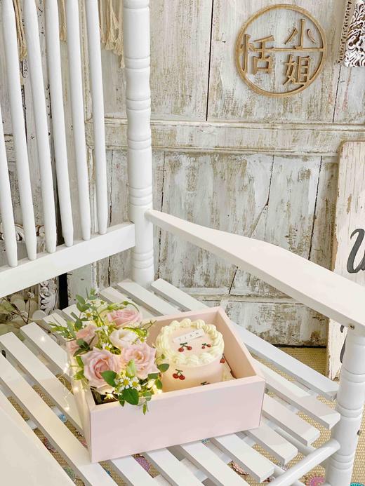 蛋糕鲜花伴手礼，有爱的日子里，空气都飘满了甜蜜，我们只负责制造惊喜、运输甜蜜。 商品图10