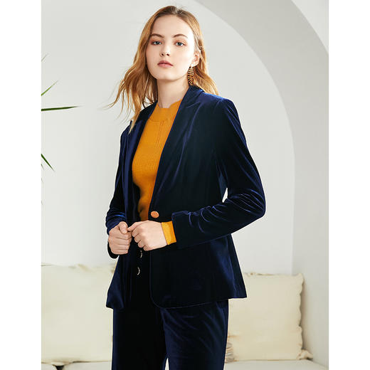 EITIE爱特爱秋季新款洋气复古职业显瘦帅气灯芯绒西装外套女6003711 商品图4