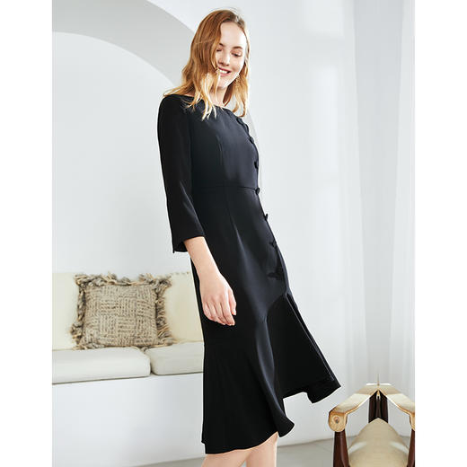 EITIE爱特爱秋季新款优雅通勤百搭收腰包臀鱼尾七分袖连衣裙6007747 商品图7