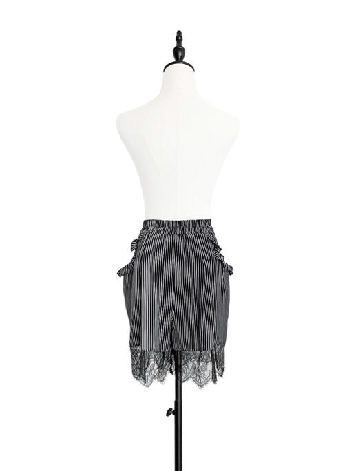 TYNVIE 花边袋口蕾丝拼接短裤 - 黑白细条纹 商品图2