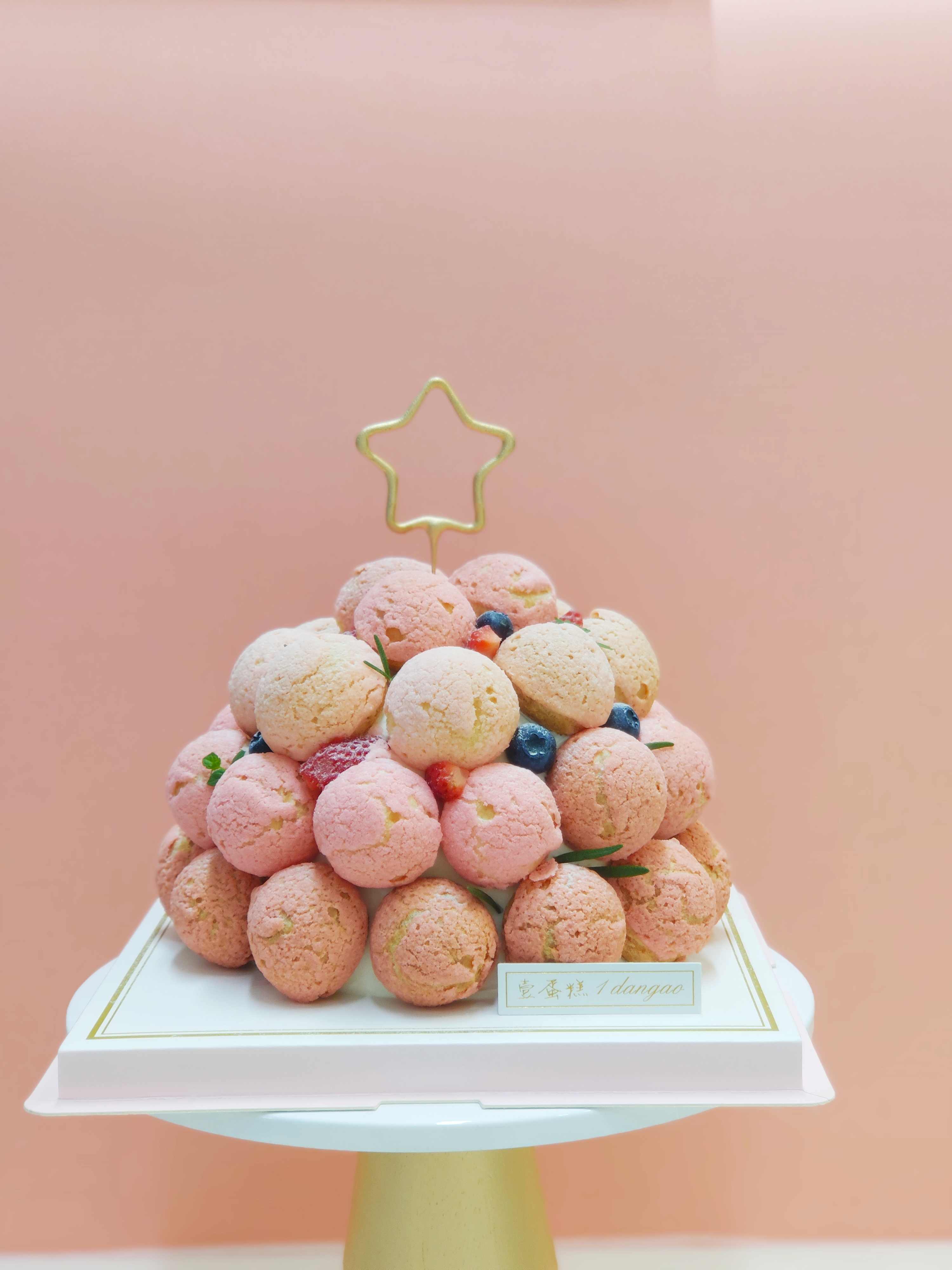 泡芙塔蛋糕/ cake