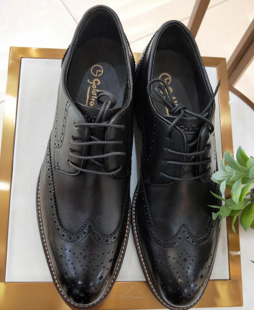 金利来 | 商务正装牛皮鞋111930344