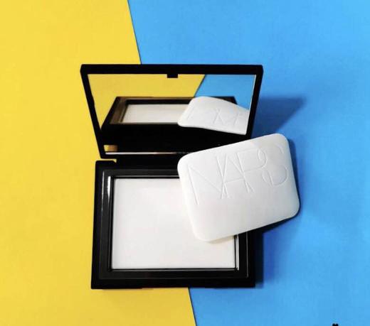 【海关保税直发】美国NARS纳斯流光美肌粉饼/控油定妆裸妆清透不卡粉-会员5折 商品图3