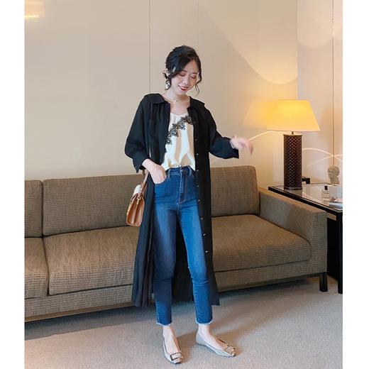 "走路带风女杀手" 细节设计感 剪裁时髦雪纺风衣连衣裙 商品图1