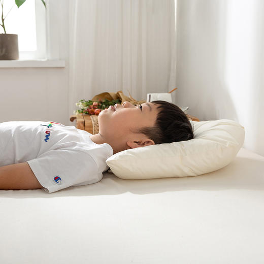 老米优品 /m*ji代工厂【原棉儿童枕】 无荧光A类面料 环保枕头，无需枕套，可水洗！从婴儿到大童的款都有了！ 商品图1