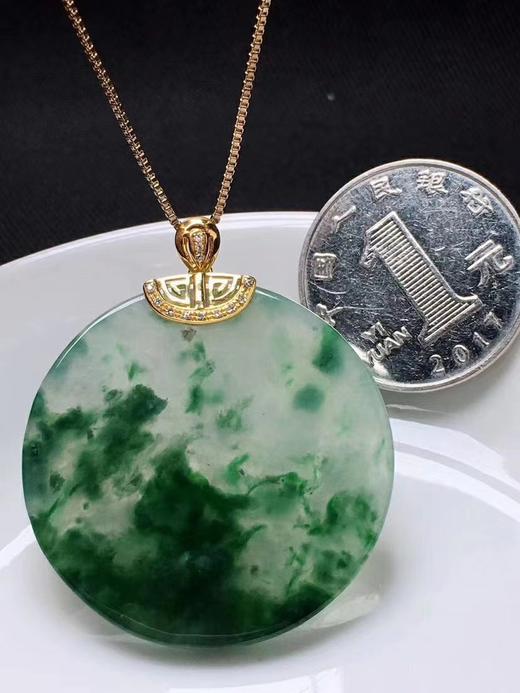 87476翡翠18k冰飘花平安无事牌