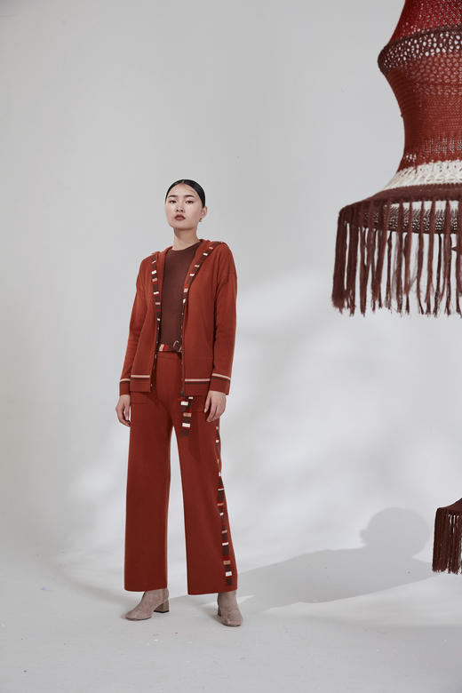  秋冬 拉链带帽运动羊绒针织女开衫 SJF92W204N 商品图1