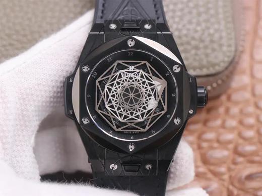 HB恒bao宇boSang Bleu 刺青腕表465.CS.1114.VR.1200.MXM18。尺寸40×14，男士腕表，自动机械机芯，橡胶表带，透底。 商品图0