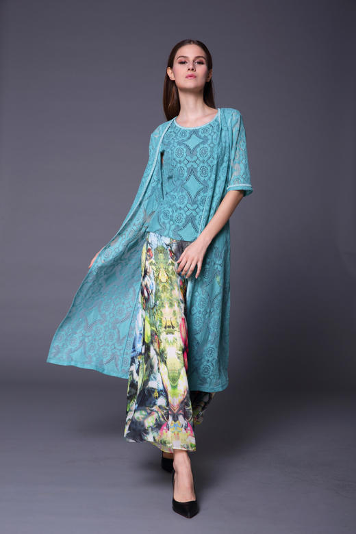 -【伯妮斯茵】162D226--绿色风衣--鲜花盛开的花园--《生命之美-梵高的花园》 商品图0