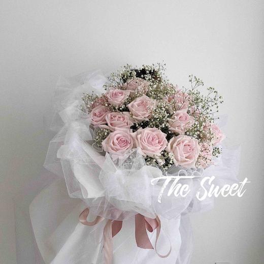 花艺  唯一·荔枝玫瑰裙边花束 商品图1