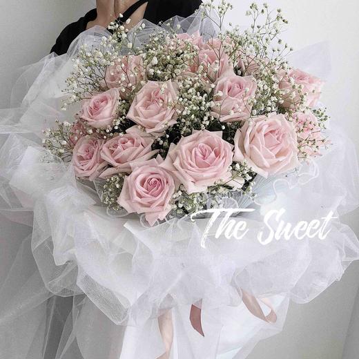 花艺  唯一·荔枝玫瑰裙边花束 商品图0