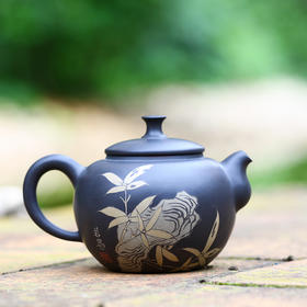 杨娅（若愚）茶壶