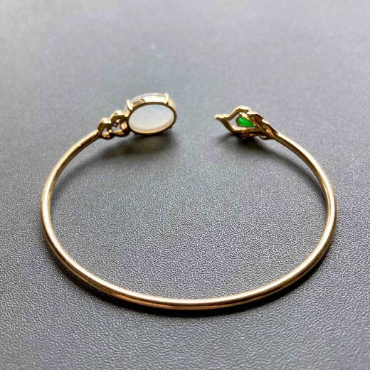 冰种翡翠鸽子蛋阳绿水滴手镯18k黄金钻石镶嵌