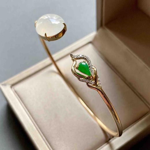 冰种翡翠鸽子蛋阳绿水滴手镯18k黄金钻石镶嵌 商品图1