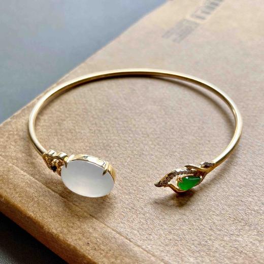 冰种翡翠鸽子蛋阳绿水滴手镯18k黄金钻石镶嵌