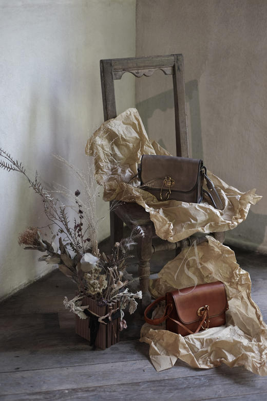 Munoz Vrandecic 红棕色/浅石色/褐色小号别针包 商品图0