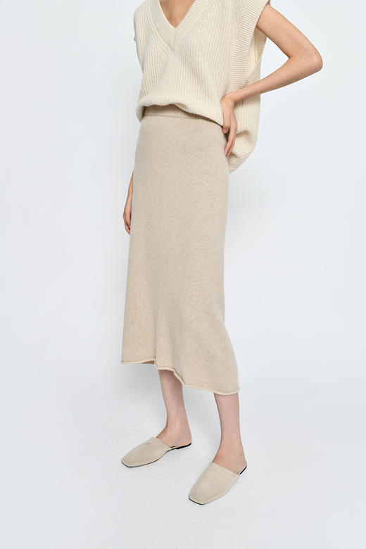 2020设计款女士无染色羊绒A型半身裙 商品图1