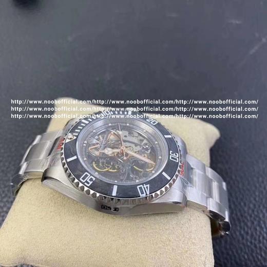 NOOB版本全镂空潜航者，RM027，根据116610为原型 是首次采用“碳纤维圈口” 全拆卸表盘以及3130机芯板只保留机芯的运行部分，可视整个机芯的运作原理，特别订制的增重型自动舵，目前为止改装 商品图9