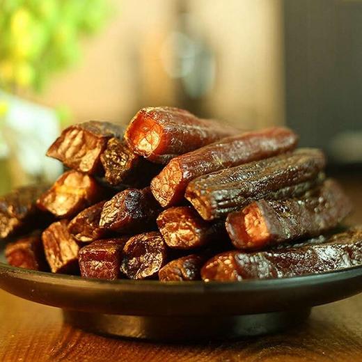 【内蒙古手撕牛肉】168g/袋，优选草原新鲜牛肉，手工碳烤，无任何添加剂，肉质丝丝分明 商品图3