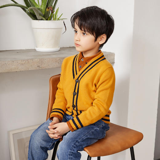 METTE羊绒世家童装男中大童100%山羊绒开衫时尚撞色条纹V领开衫保暖外套 商品图1