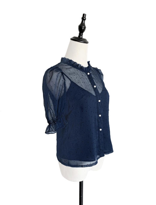 TYNVIE 泡泡袖花边领口衬衫 - 藏青波点 商品图1