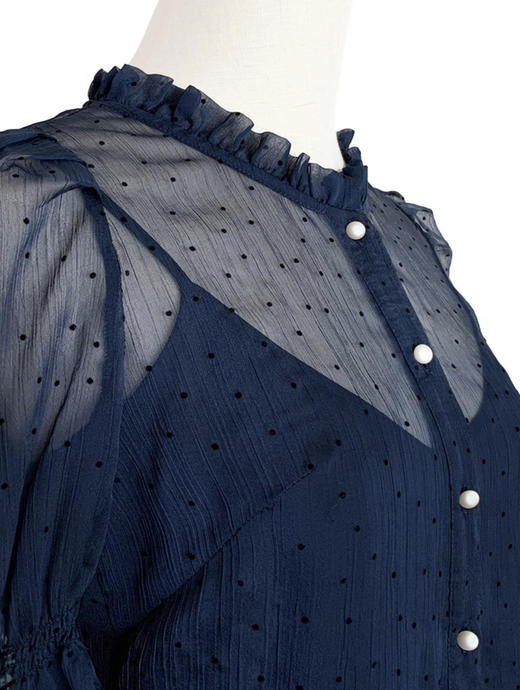 TYNVIE 泡泡袖花边领口衬衫 - 藏青波点 商品图4